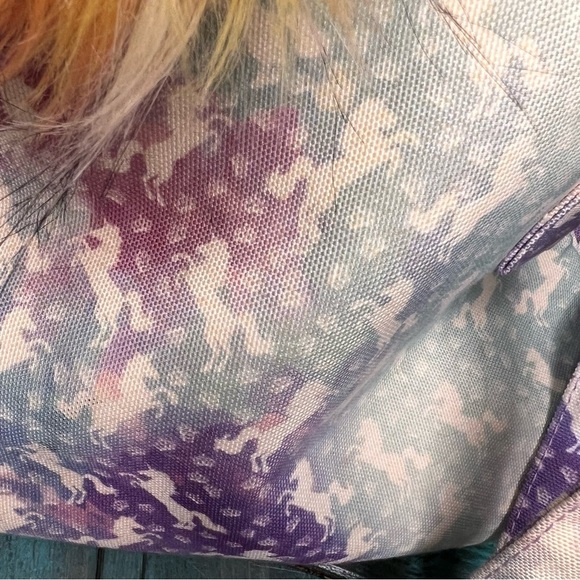 Underonesky Dalila Unicorn Overnight Duffle Bag - Picture 4 of 16